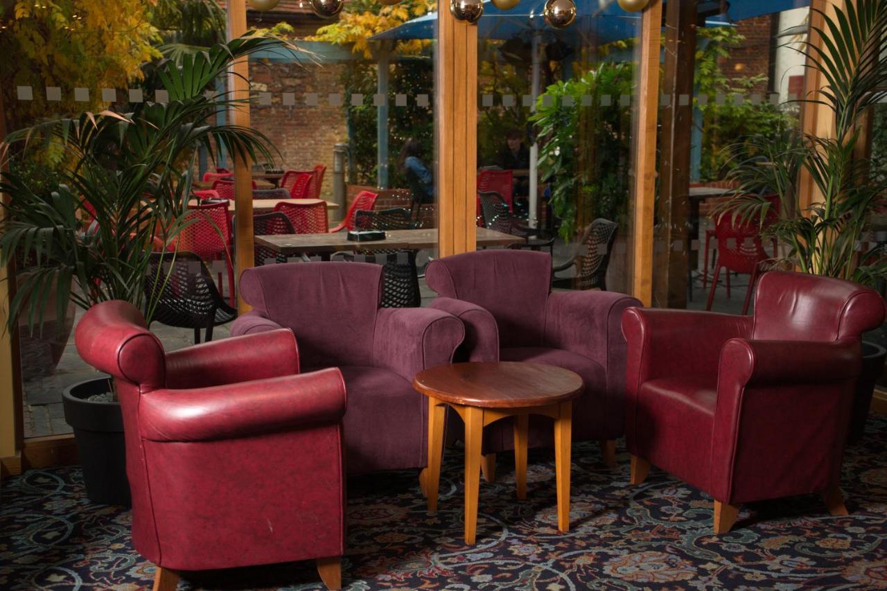 The Catherine Wheel Wetherspoon Hotel Henley-on-Thames Kültér fotó